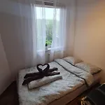 Sweet & Sweet Cats & Fast Internet Vandrerhjem