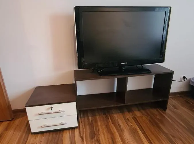 Sweet & Sweet Cats & Fast Internet Хостел Вроцлав